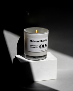 Medium Candle - 004 Bergamot & Tobacco 佛手柑 & 煙草
