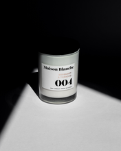 將圖像加載到圖庫查看器中，Small Candle - 004 Bergamot &amp; Tobacco 佛手柑 &amp; 煙草